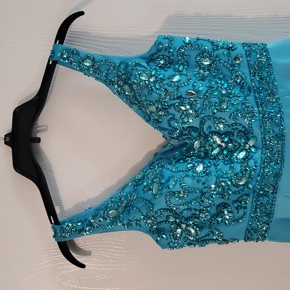 Turquoise pageant gown - Picture 4 of 11